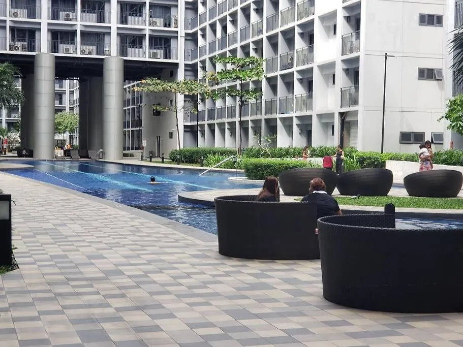 Jovis Place Staycation Near Moa Manila Daire