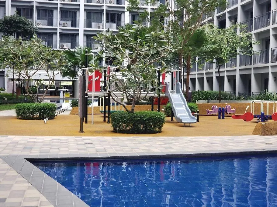 Jovis Place Staycation Near Moa Manila